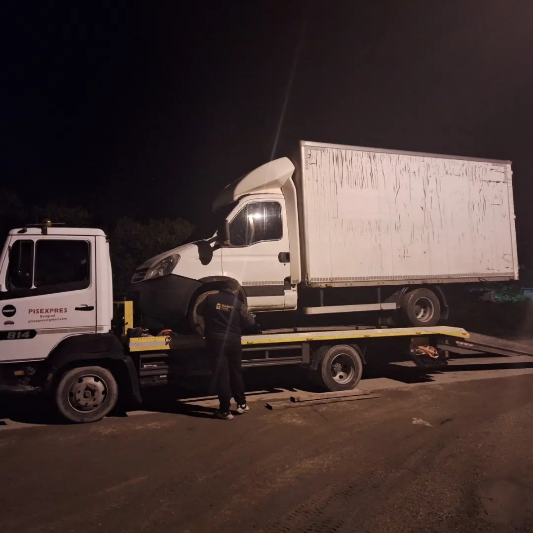 Šlep služba i kombi prevoz MB — slika 4